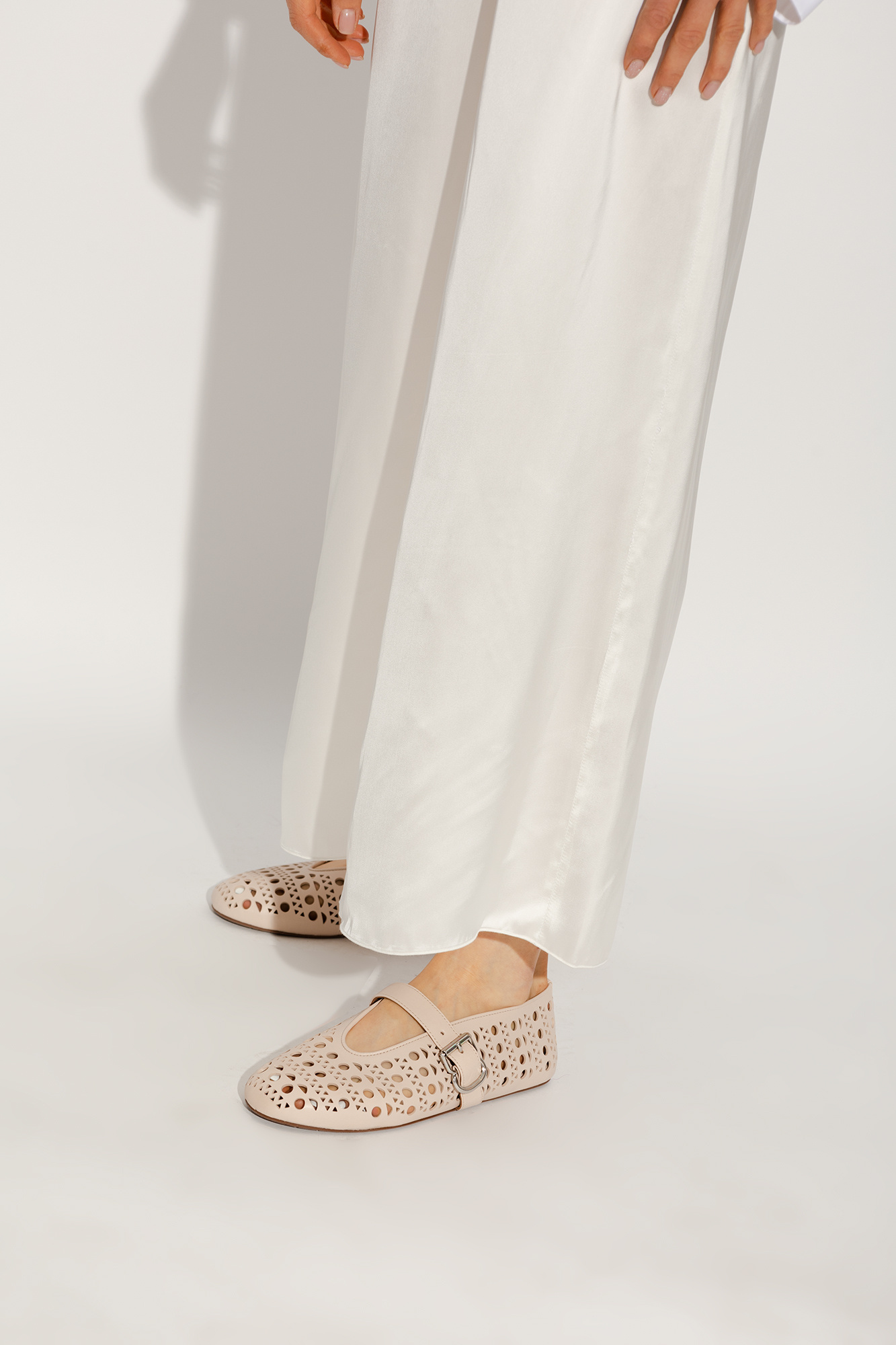 Alaia discount ballet flats